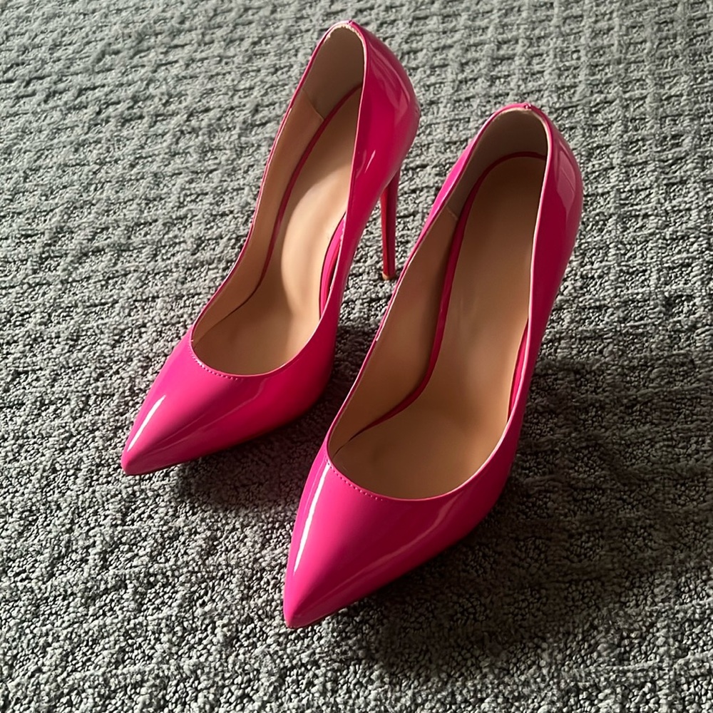 Brand new hot pink heels
